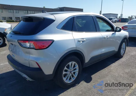 2020 Ford Escape Se z USA, uszkodzony, nr VIN 1FMCU0G60LUA78539